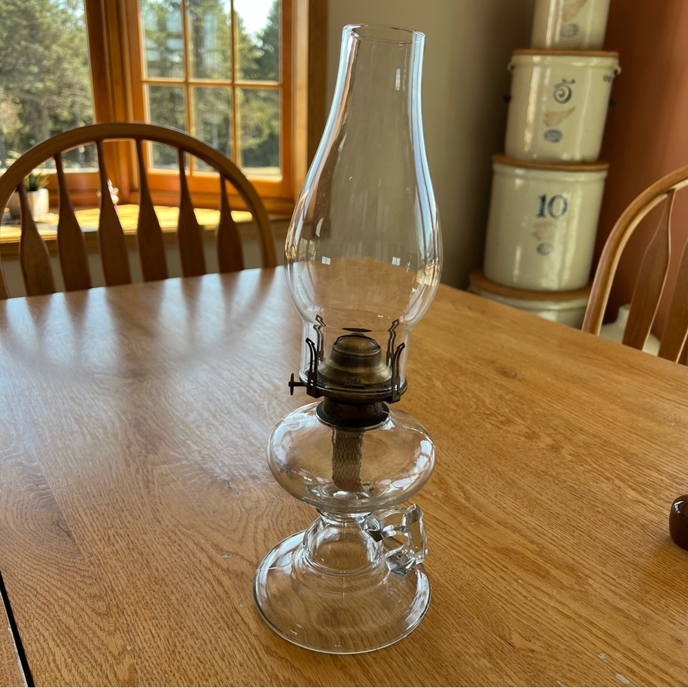 vintage 14" oil lamp with a finger loop and a Queen Anne No. 1 burner.